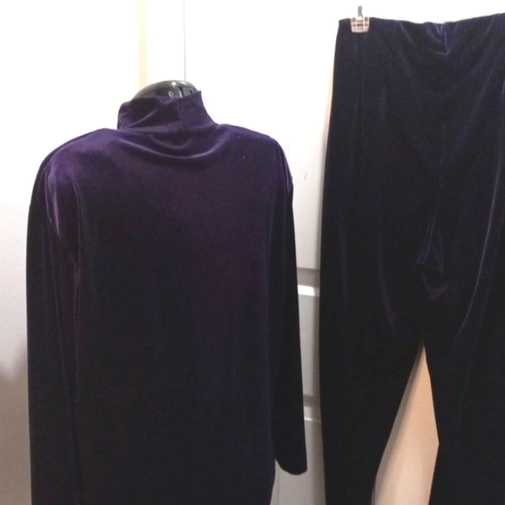 Vintage Bechamel Petites Royal Purple Lounge Set, Size Med - Picture 5 of 7